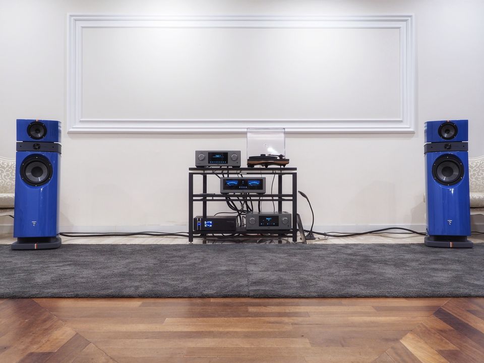 The latest model of the ROGOZ AUDIO 4QB3 anti-vibration rack: Show prepared by our…