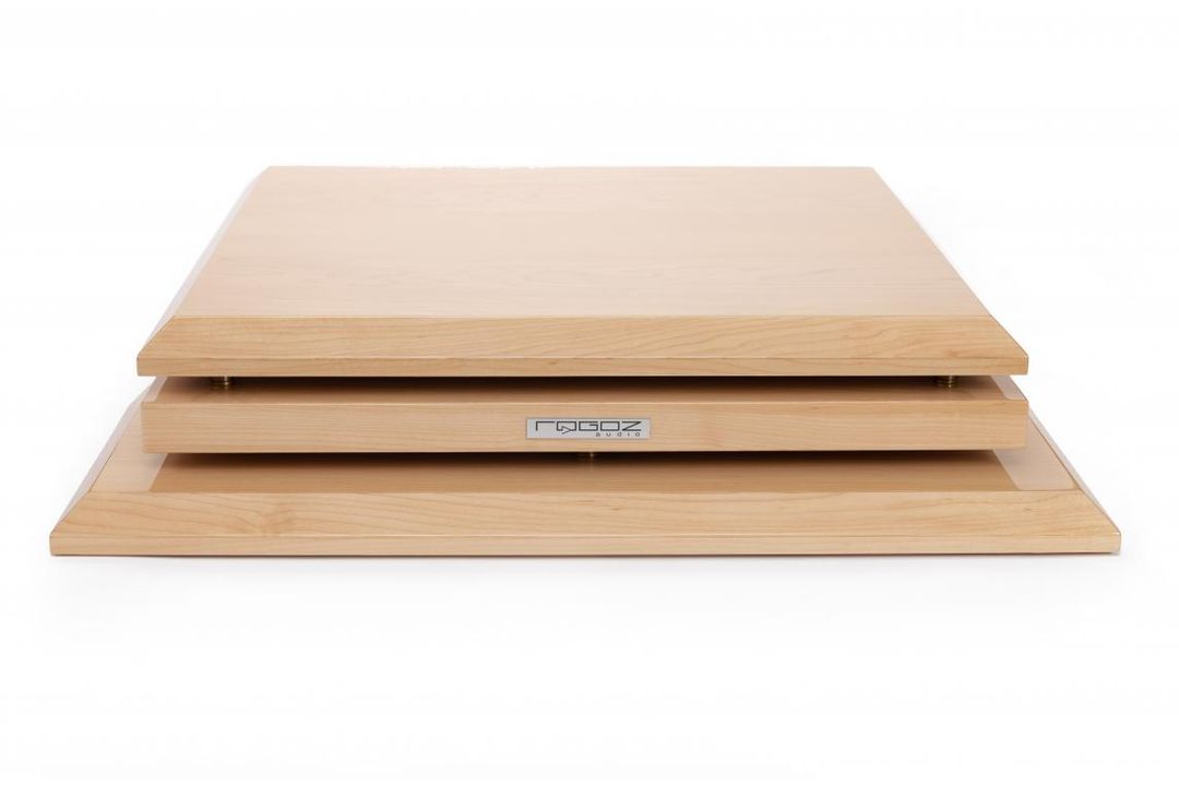 A new Audiostereo magazine review of the latest Rogoz Audio VOLTA/BBS anti-vibration platform with…