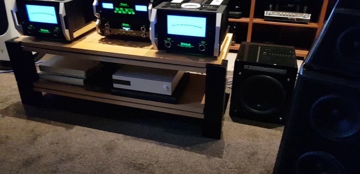 WILSON AUDIO, McIntosh, ROGOZ AUDIO & TADEUSZ GRABOWSKI in AUDIO STYL, KATOWICE Audio Styl,…